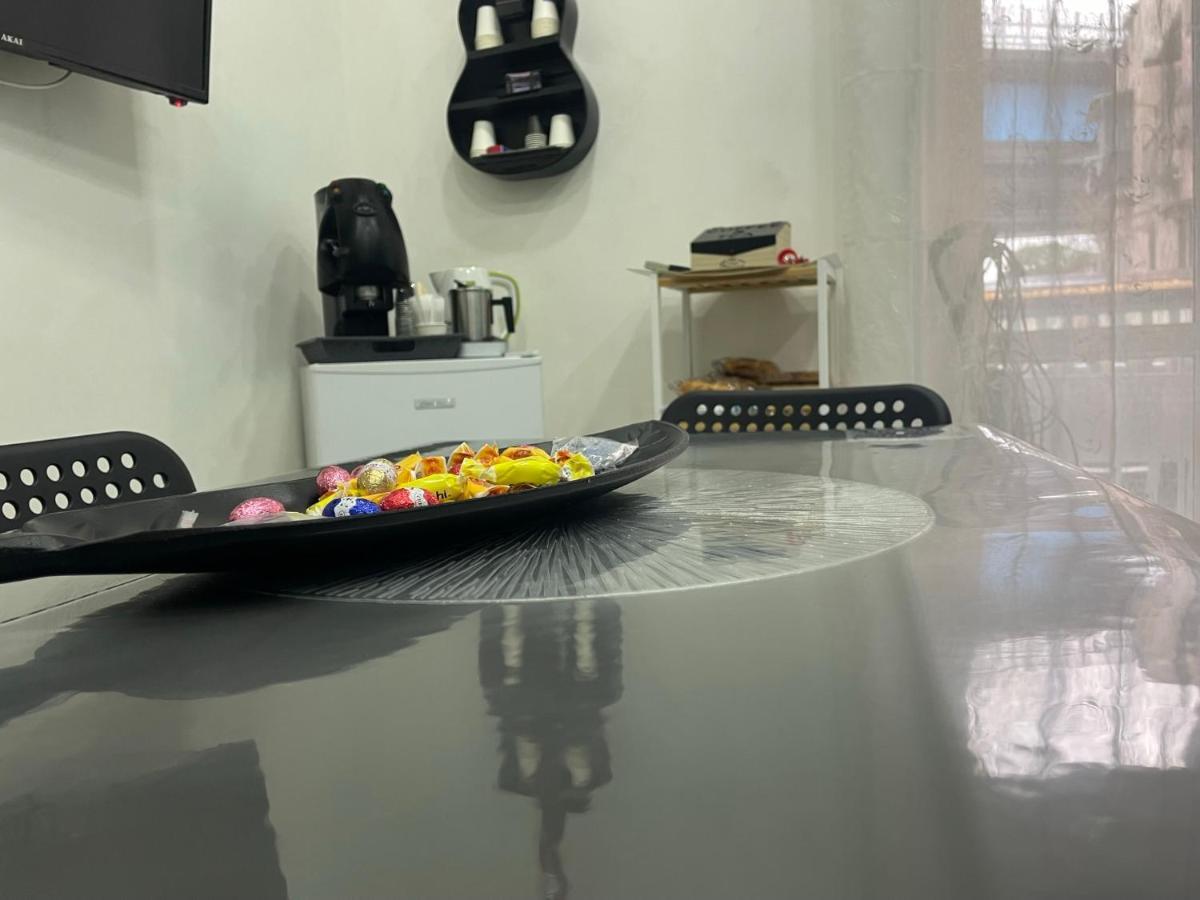 Tutta Nata Storia Apartment Napoli Exterior foto