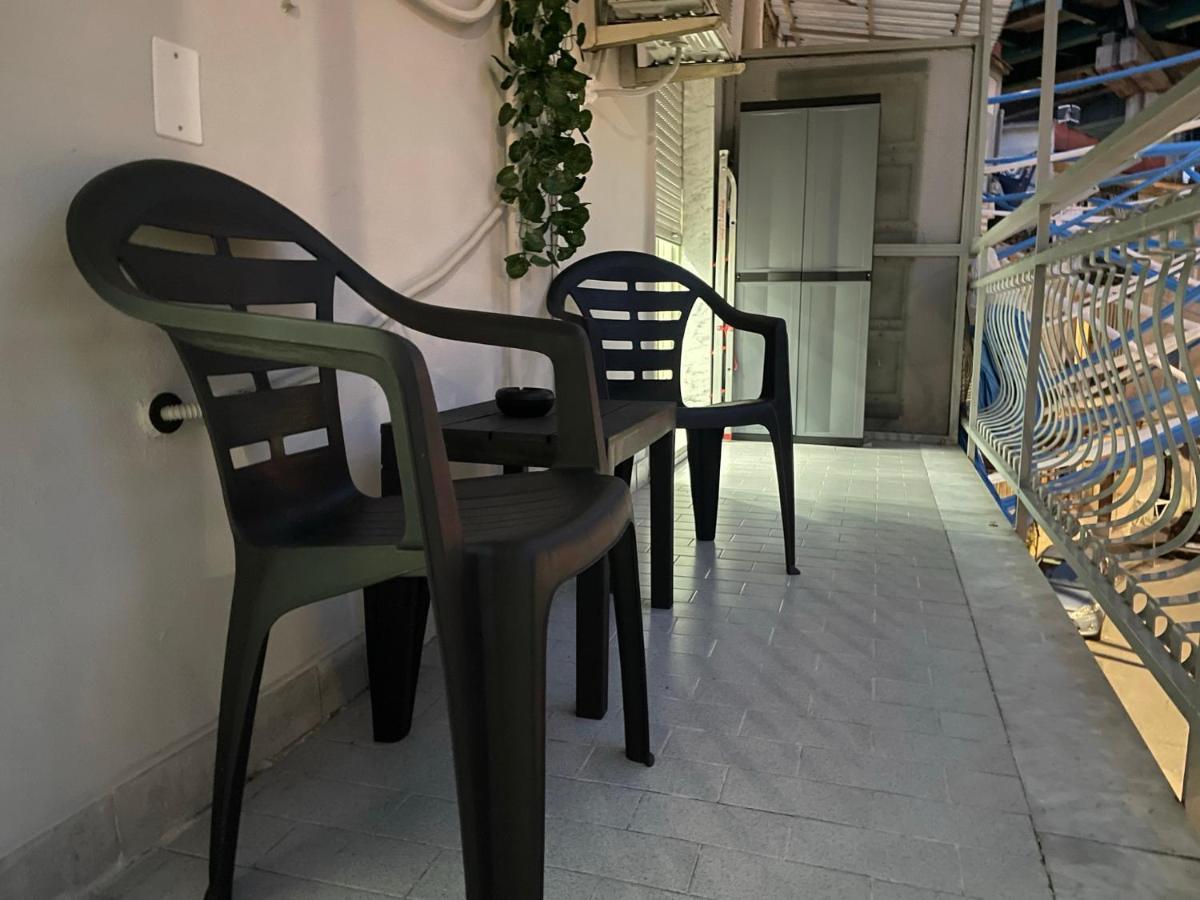 Tutta Nata Storia Apartment Napoli Exterior foto